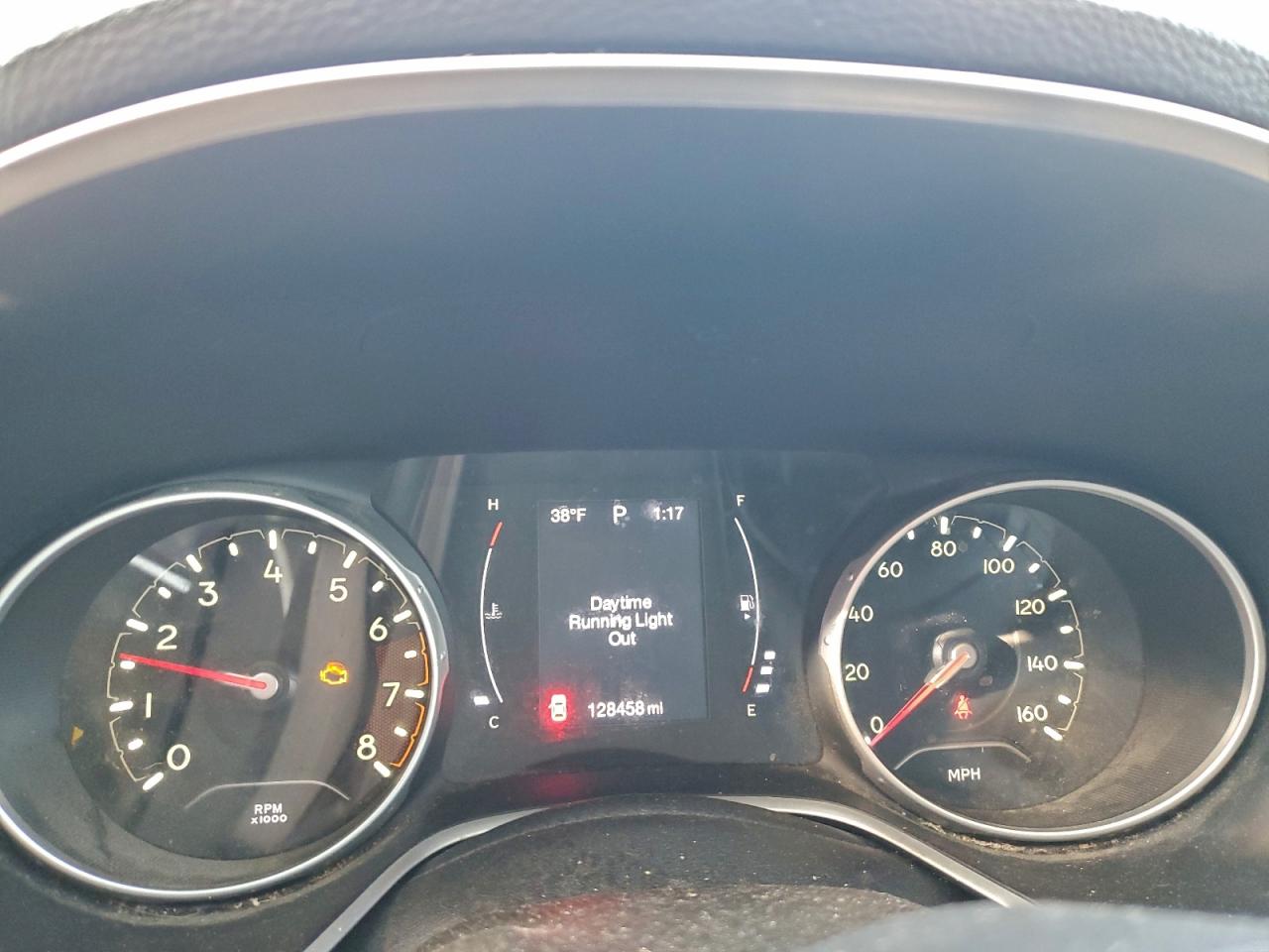 2018 Jeep Compass Latitude VIN: 3C4NJDBB4JT146379 Lot: 93428845