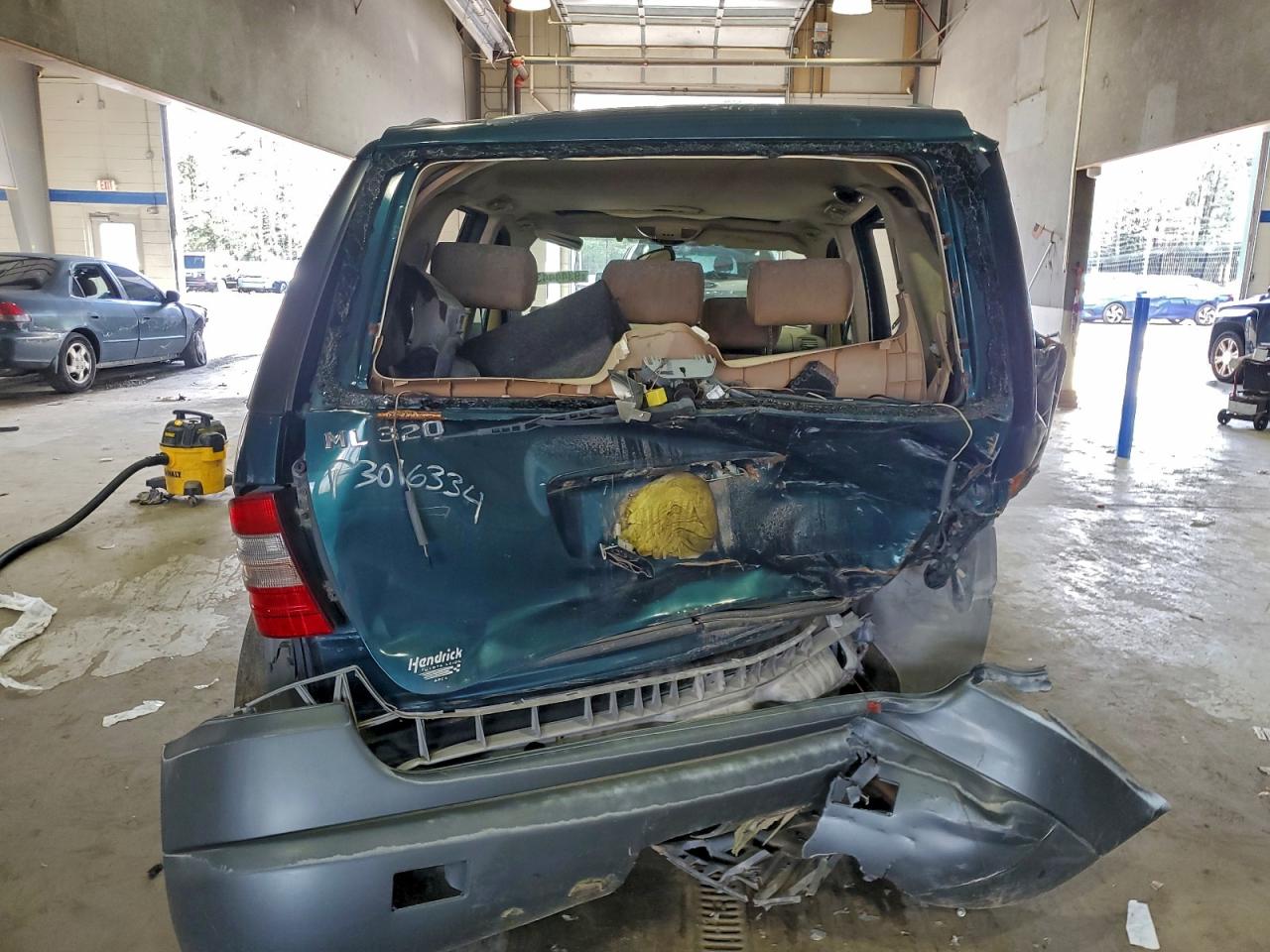 1999 Mercedes-Benz Ml 320 VIN: 4JGAB54E6XA117938 Lot: 93444435