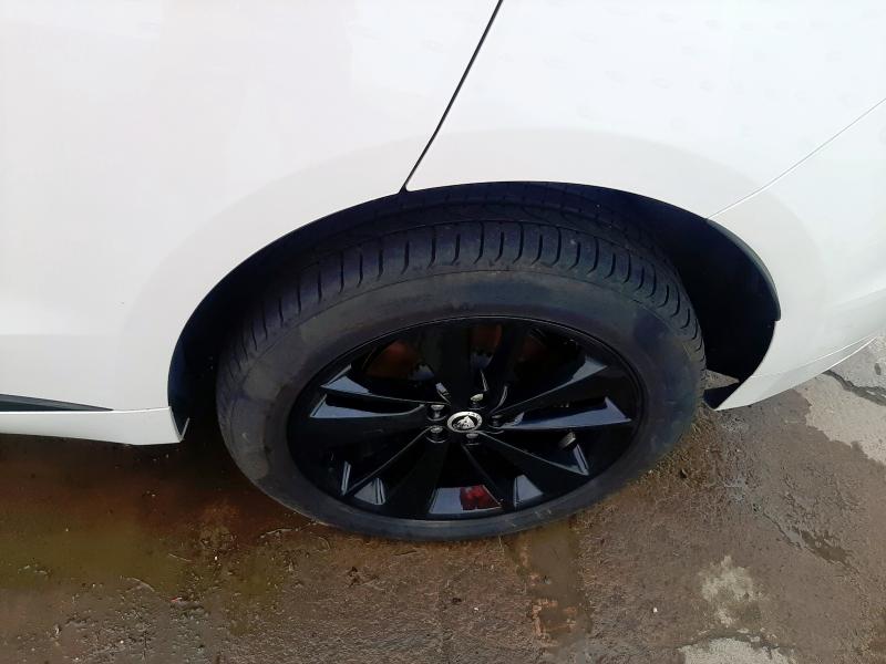 2023 JAGUAR F-PACE 2.0 D200 R-DYNAMIC SE BLACK 5DR AUTO AWD