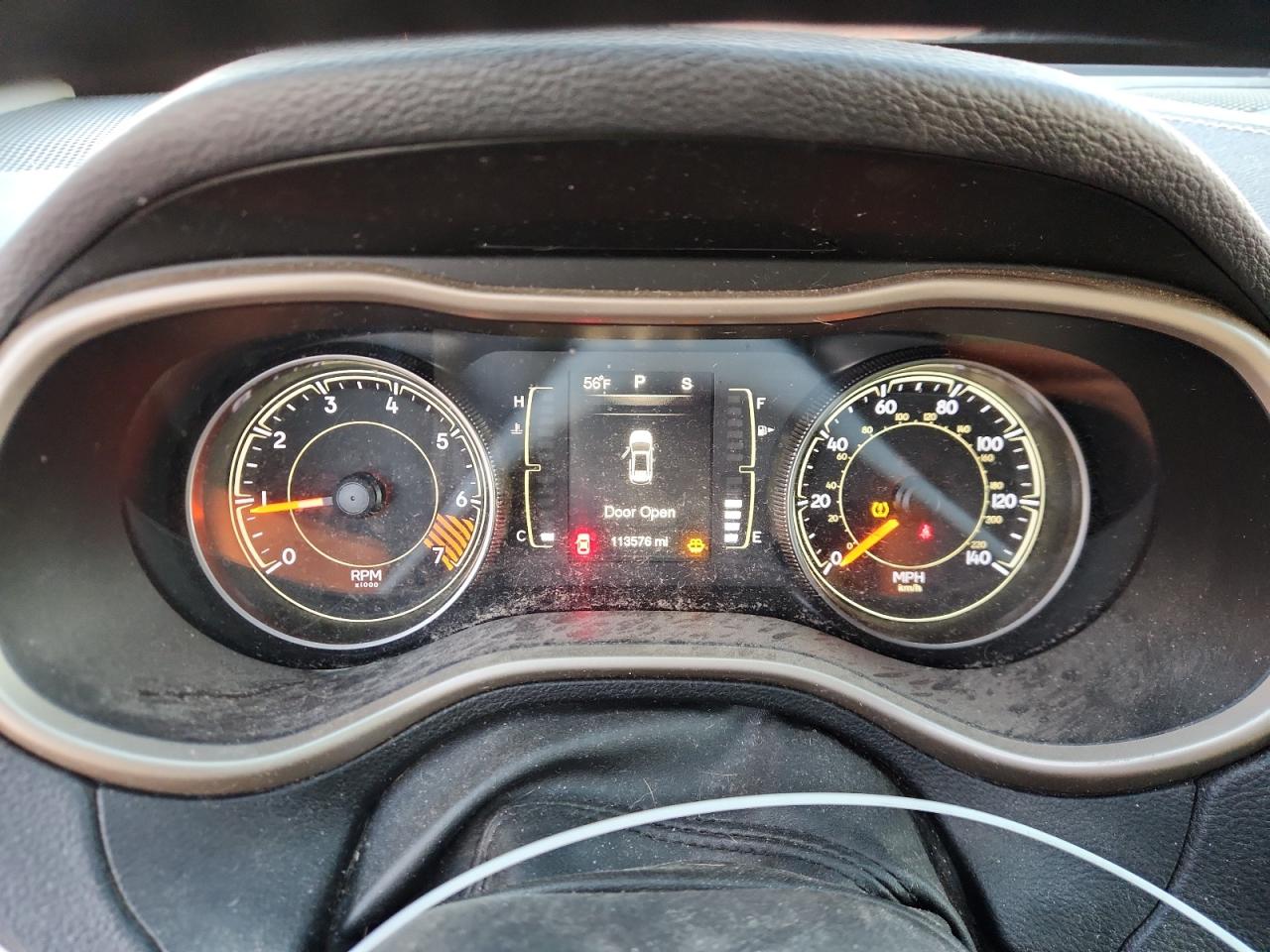 2015 Jeep Cherokee Latitude VIN: 1C4PJLCB0FW536978 Lot: 91021895