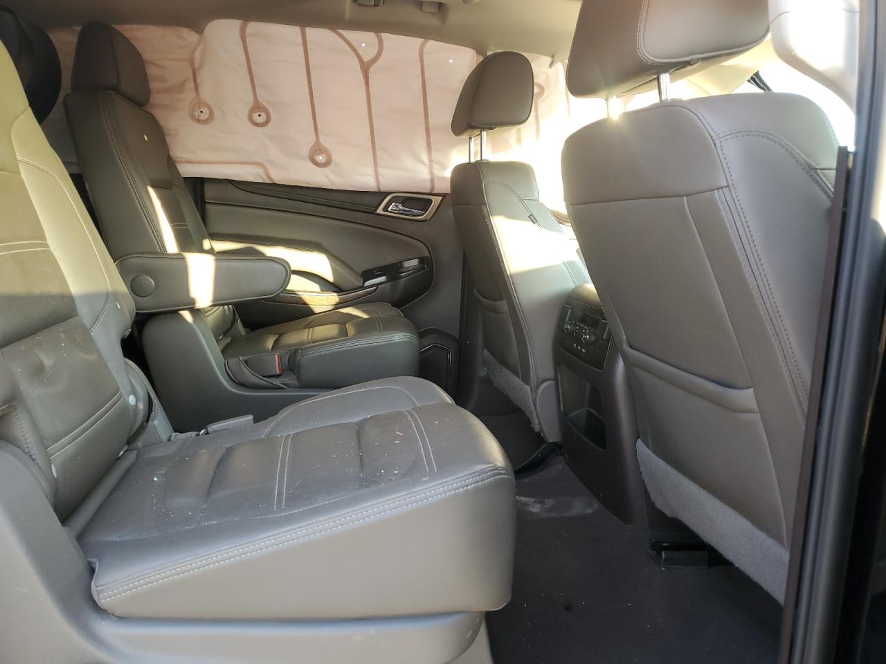 2018 GMC Yukon Xl Denali VIN: 1GKS1HKJ5JR221315 Lot: 93056815