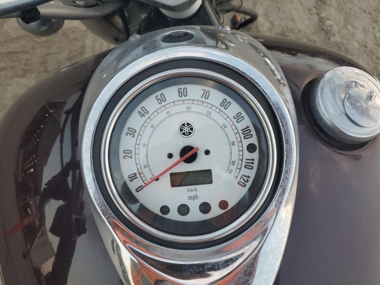 2000 Yamaha Xvs1100 VIN: JYAVP11E9YA007273 Lot: 94147175