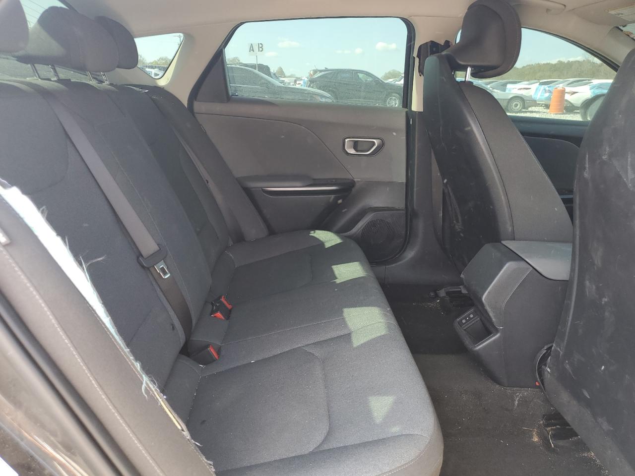 2025 Kia K4 Lx VIN: 3KPFT4DE5SE137217 Lot: 92067255