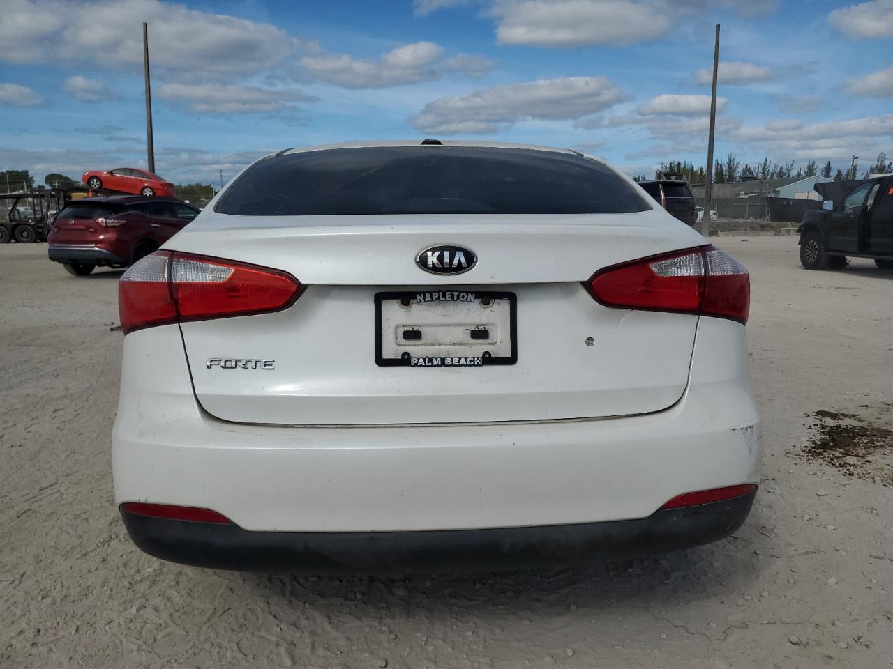 2014 Kia Forte Lx VIN: KNAFK4A67E5075137 Lot: 94454735