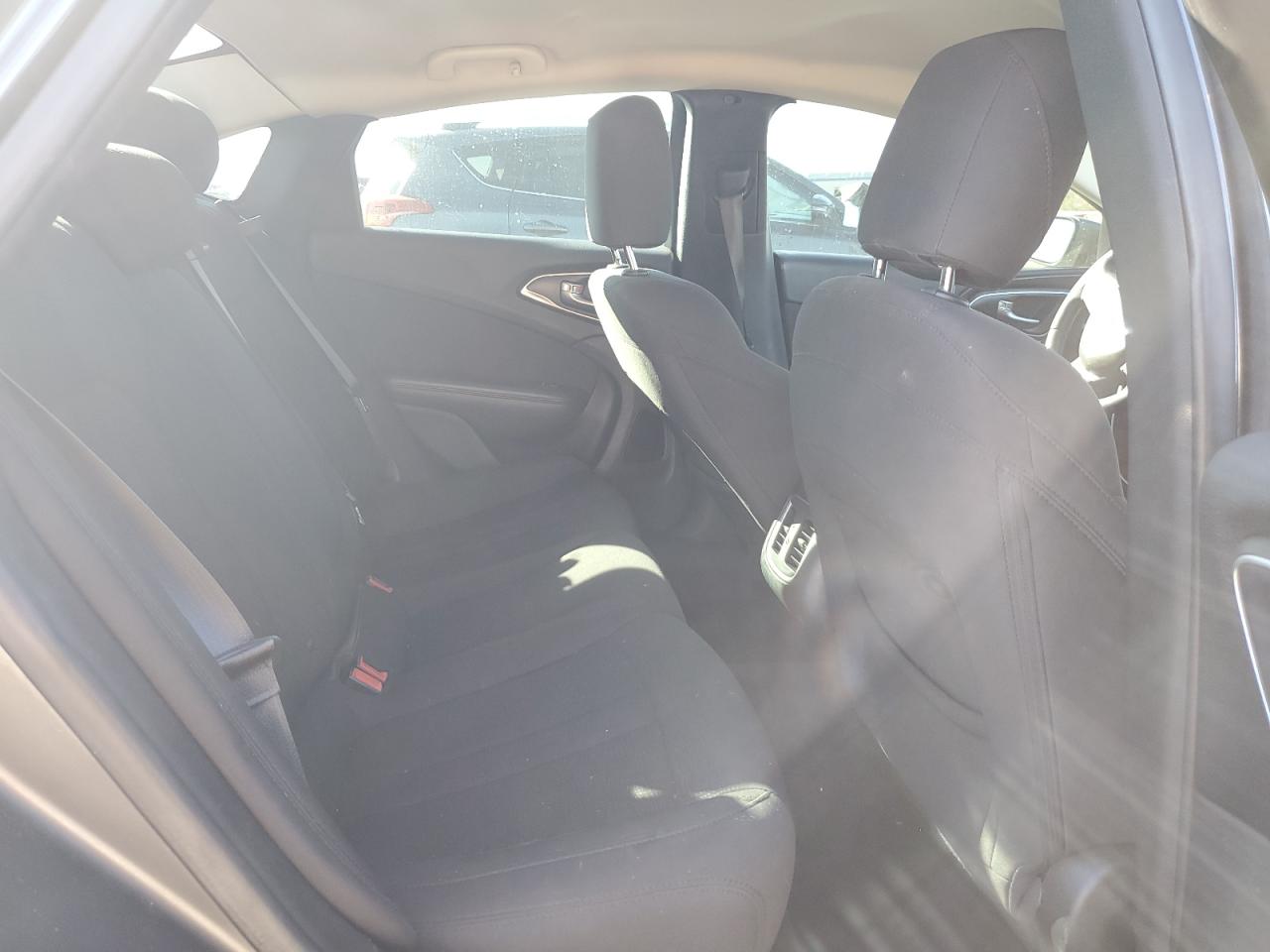 2015 Chrysler 200 Limited VIN: 1C3CCCAB3FN527276 Lot: 91647435