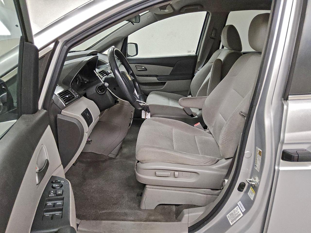 2011 Honda Odyssey Lx VIN: 5FNRL5H25BB010240 Lot: 91743005