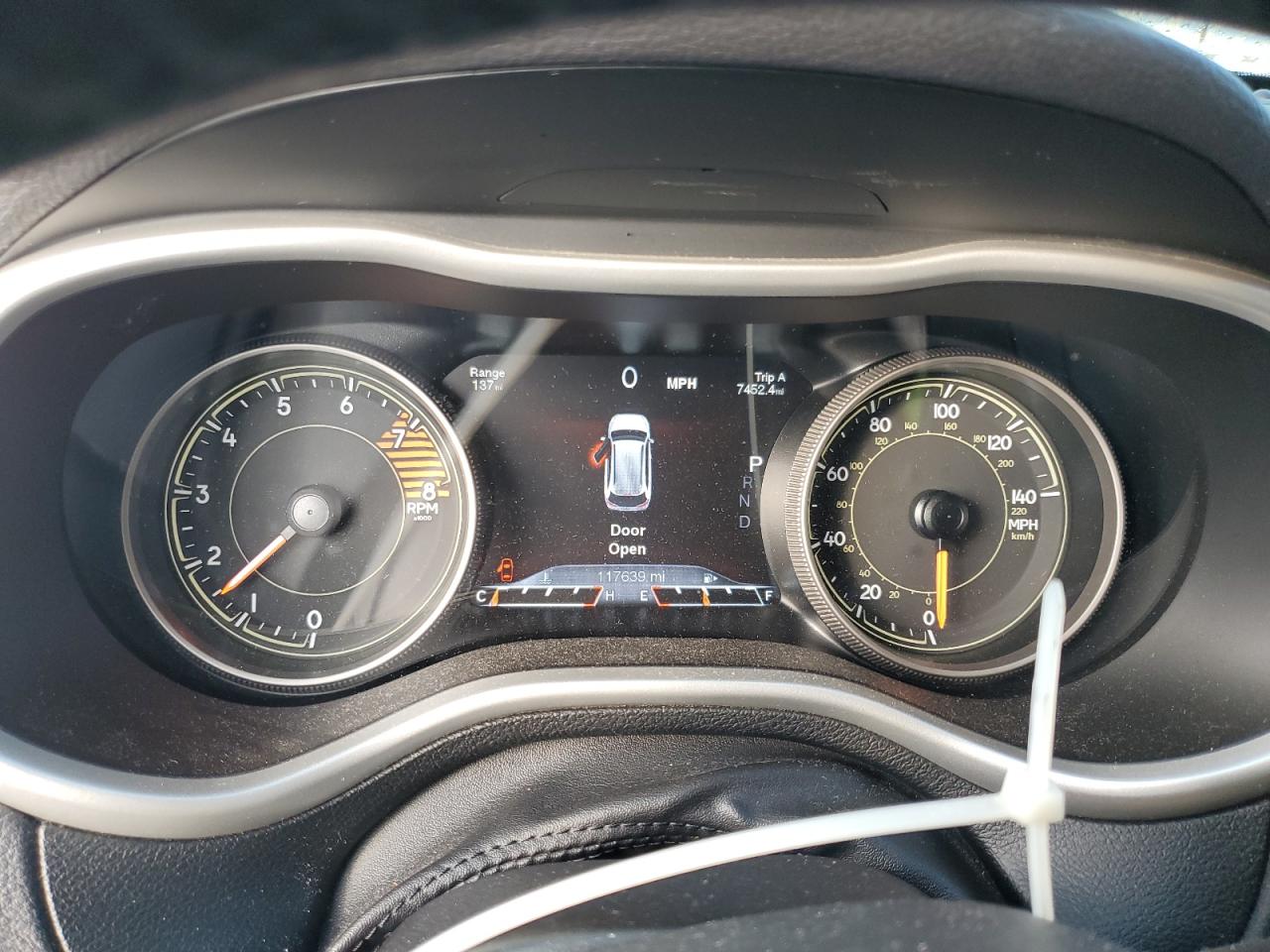 2018 Jeep Cherokee Trailhawk VIN: 1C4PJMBX2JD555085 Lot: 93359795