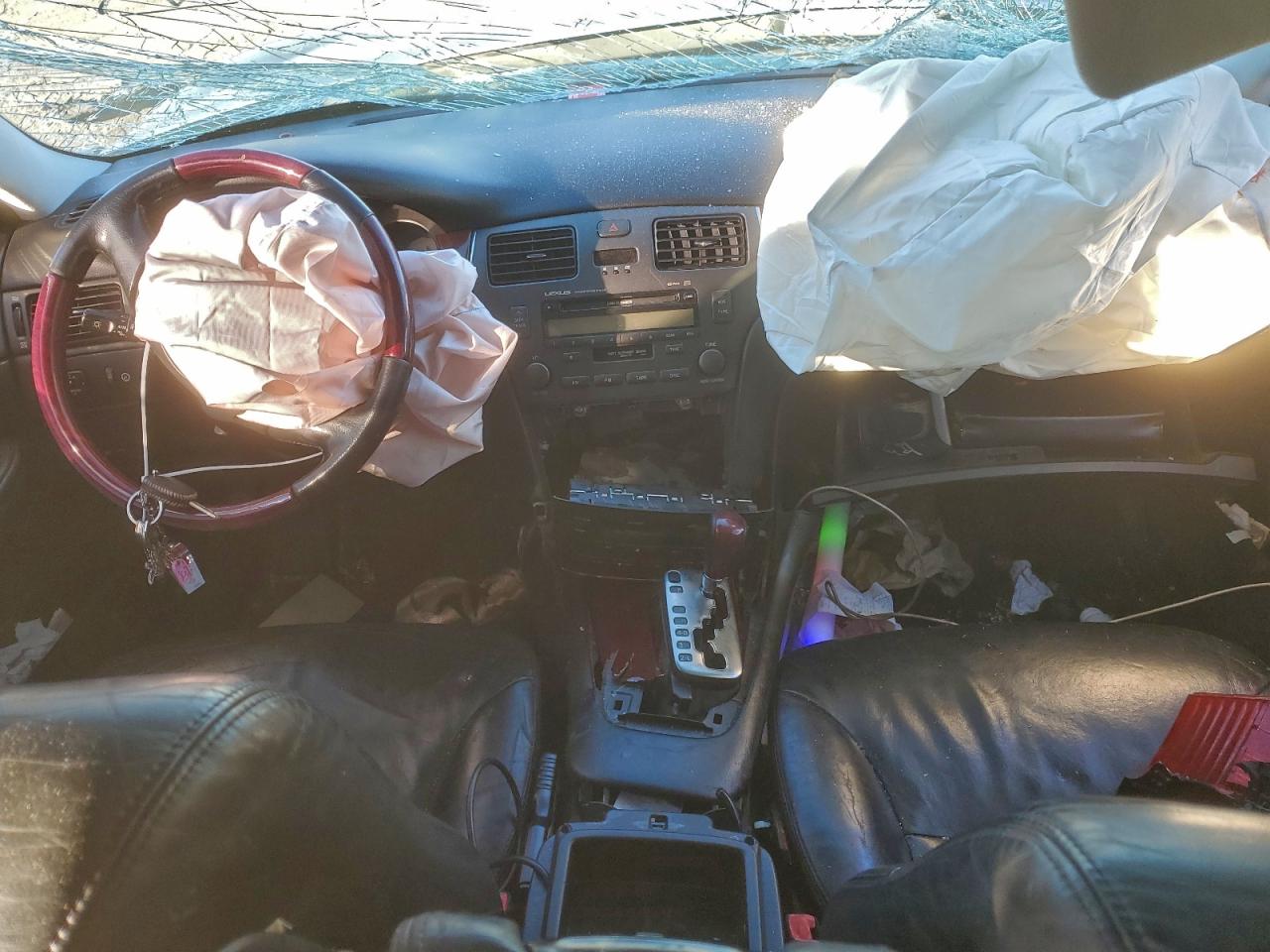 2002 Lexus Es 300 VIN: JTHBF30G225034127 Lot: 94669115