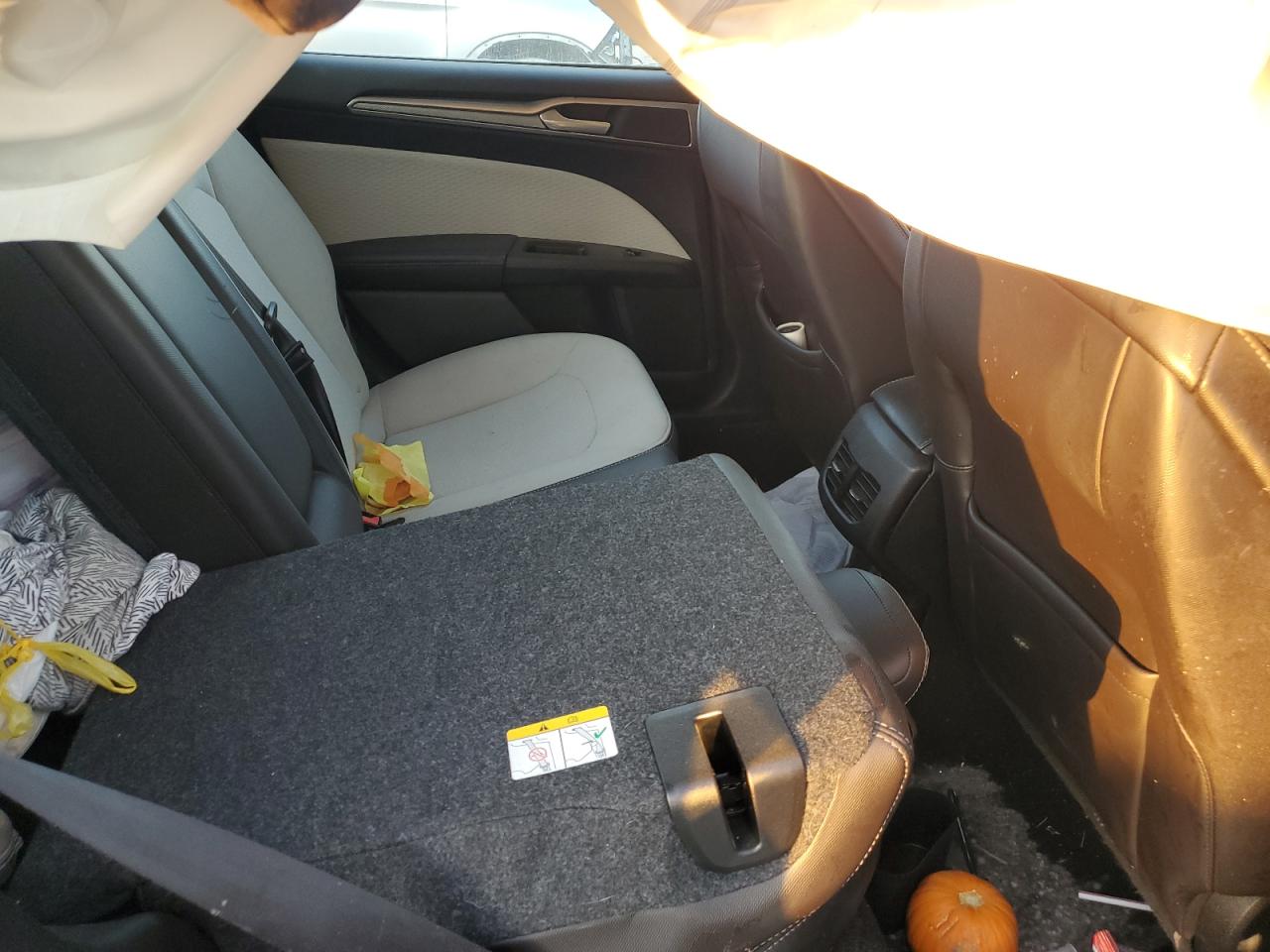 2019 Ford Fusion Se VIN: 3FA6P0HD8KR178633 Lot: 92708115