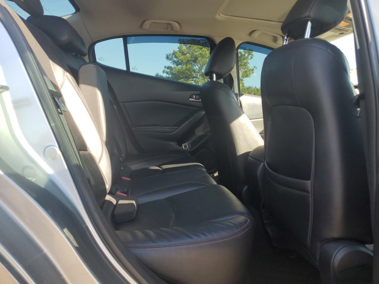 2015 Mazda 3 Grand Touring VIN: 3MZBM1W77FM195573 Lot: 90976375