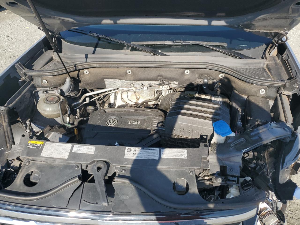 2020 Volkswagen Atlas Cross Sport Se VIN: 1V21C2CA8LC213243 Lot: 92942125