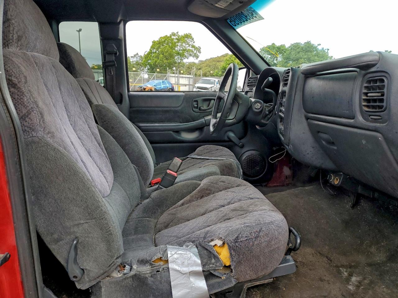 1998 GMC Sonoma VIN: 1GTCS19X5W8536045 Lot: 93920095