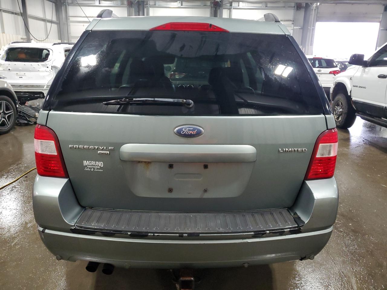 2005 Ford Freestyle Limited VIN: 1FMDK06165GA71323 Lot: 93416985