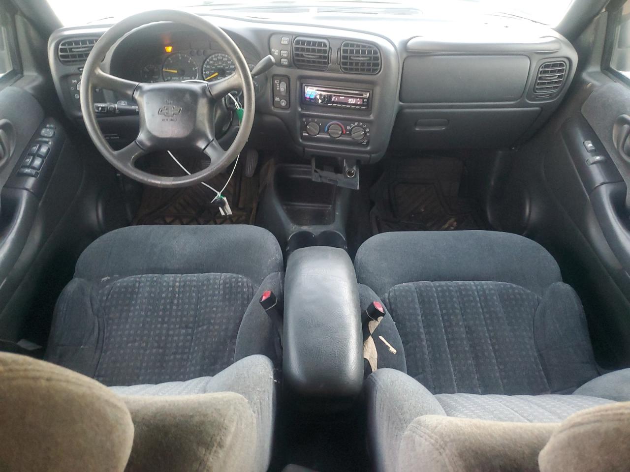 2000 Chevrolet Blazer VIN: 1GNDT13W0Y2129846 Lot: 92585735