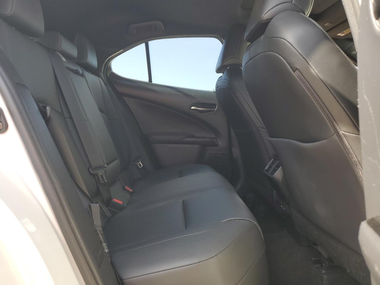 2021 Lexus Ux 200 VIN: JTHX3JBH6M2041272 Lot: 91129405