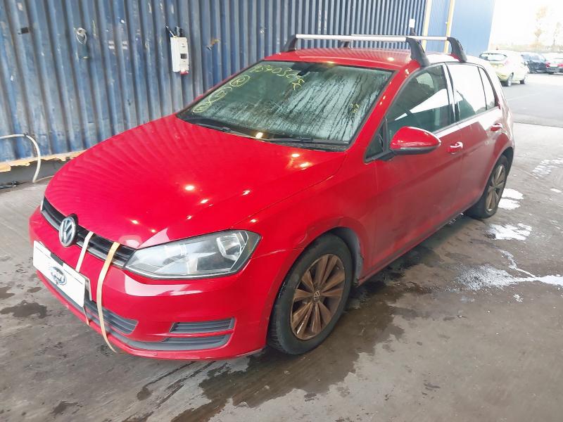 2013 VOLKSWAGEN GOLF 1.6 TDI 105 SE 5DR DSG for sale at Copart SANDTOFT