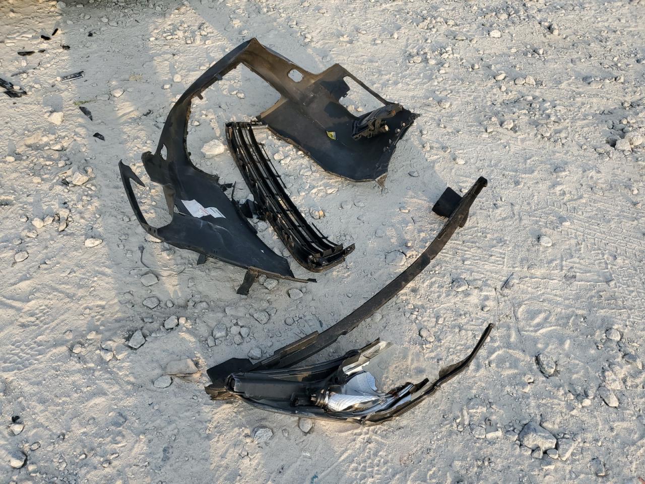 2015 Toyota Highlander Le VIN: 5TDBKRFH7FS094193 Lot: 94057805