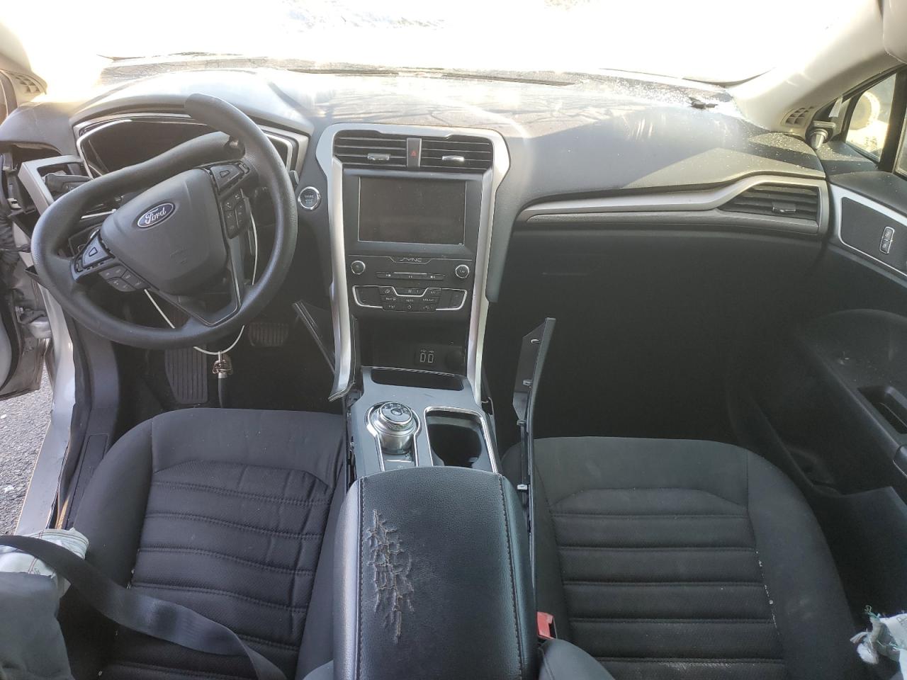 2019 Ford Fusion Se VIN: 3FA6P0HD1KR162046 Lot: 92331505