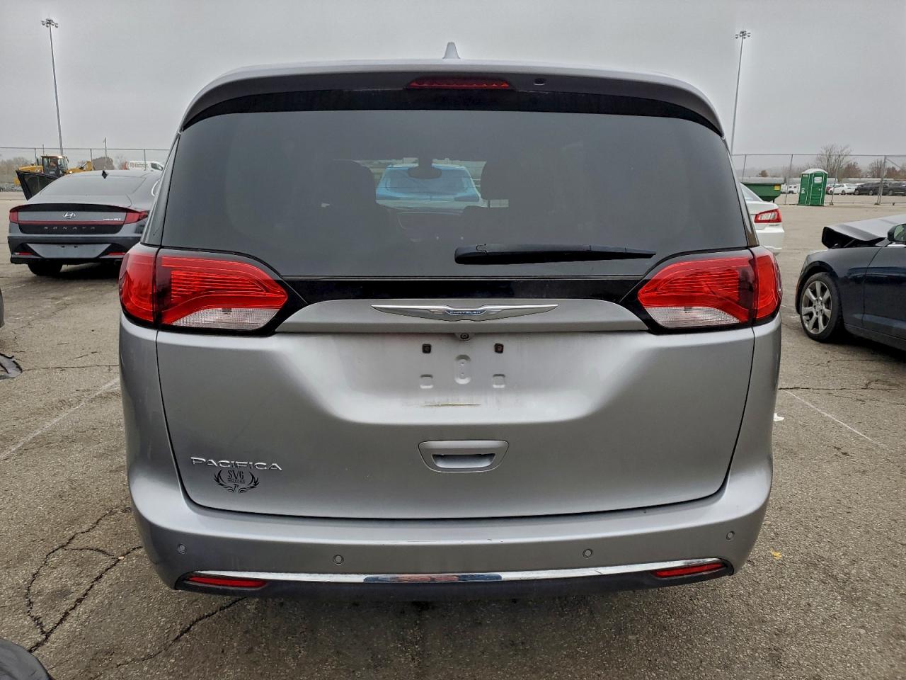 2017 Chrysler Pacifica Touring L VIN: 2C4RC1BG0HR636384 Lot: 93497825