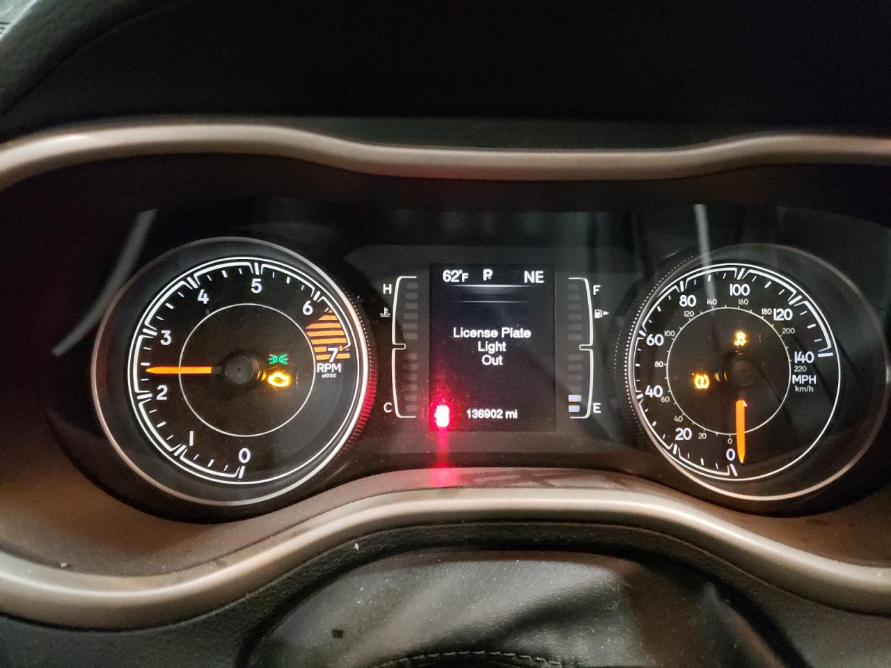 2017 Jeep Cherokee Latitude VIN: 1C4PJMCB2HW664096 Lot: 92411475