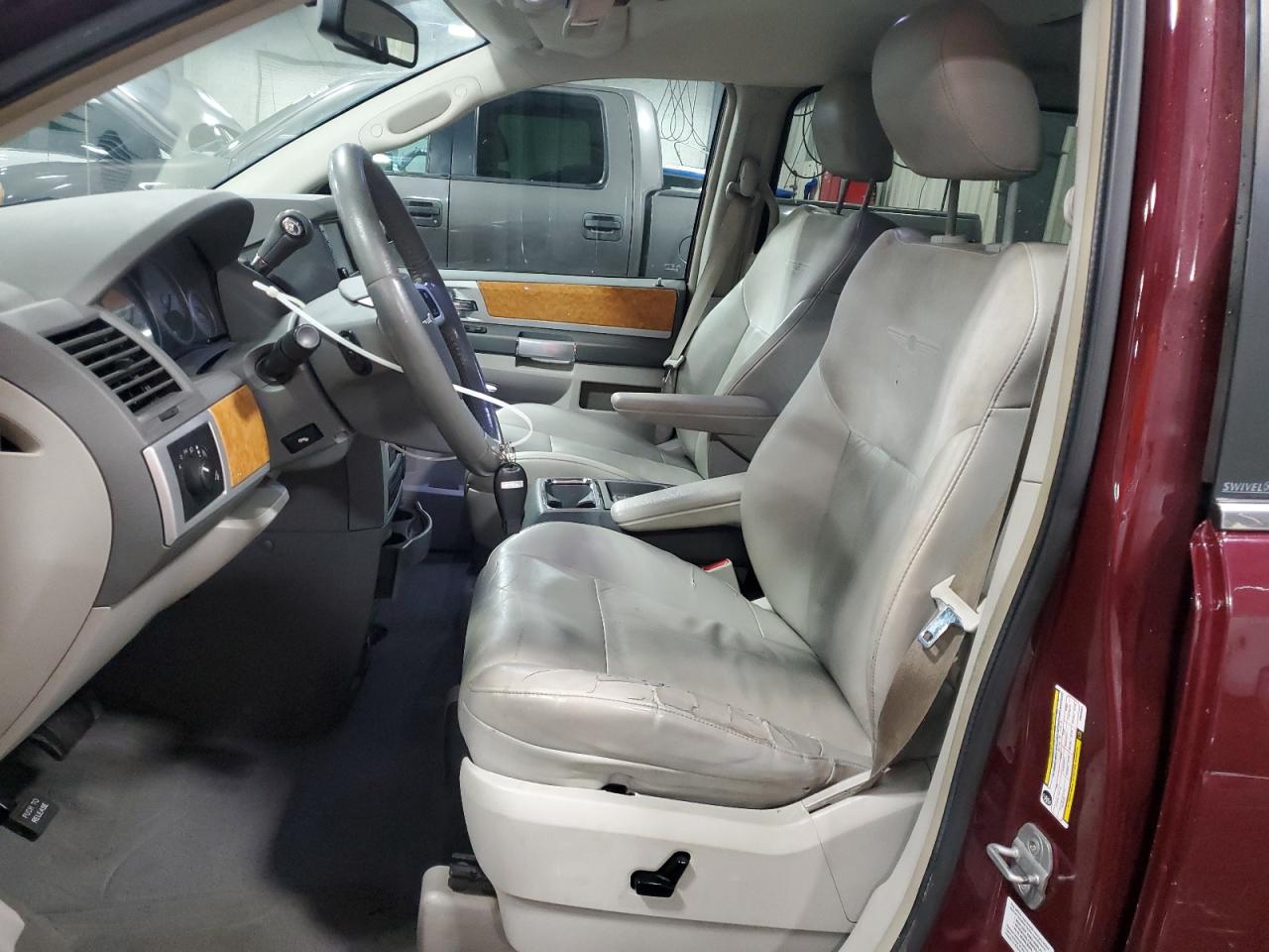 2008 Chrysler Town & Country Limited VIN: 2A8HR64XX8R689901 Lot: 93022235