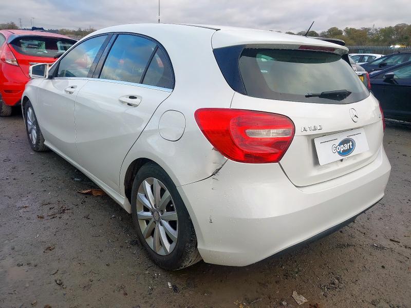2015 MERCEDES-BENZ A CLASS A180 CDI ECO SE 5DR