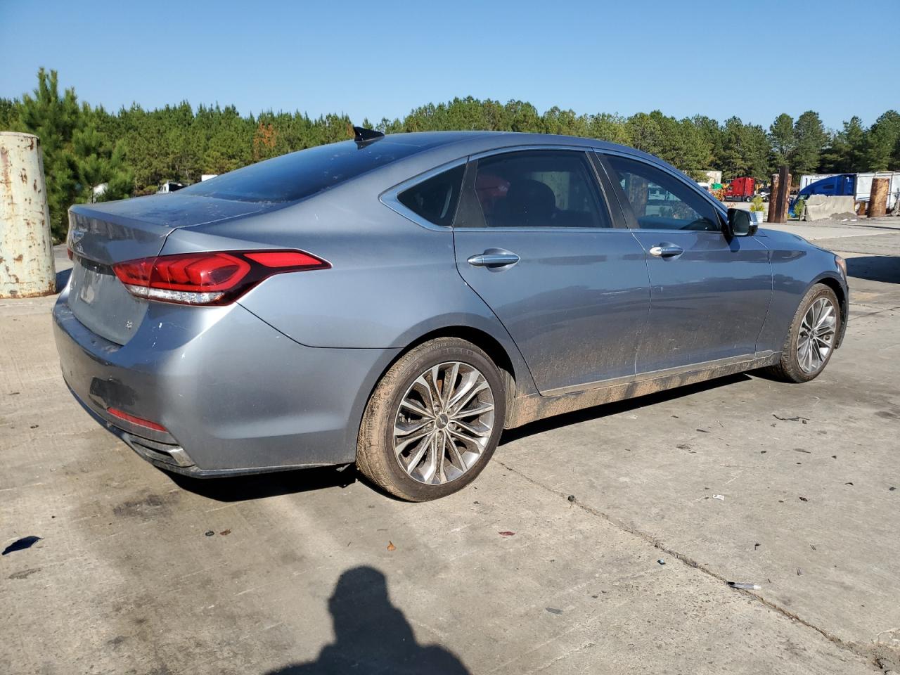 2015 Hyundai Genesis 3.8L VIN: KMHGN4JE1FU015461 Lot: 91620445