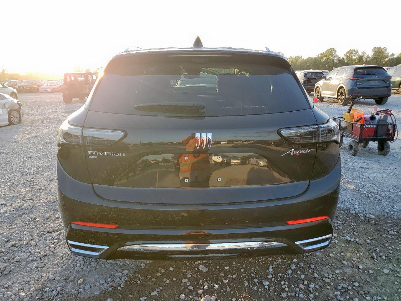 2025 Buick Envision Avenir VIN: LRBFZME43SD089401 Lot: 92665675