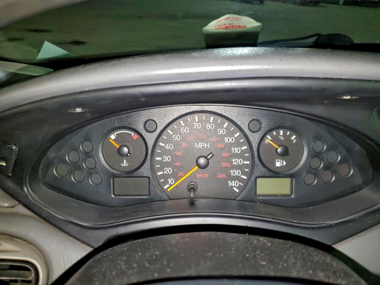 2000 Ford Focus Se VIN: 275723 Lot: 95041045