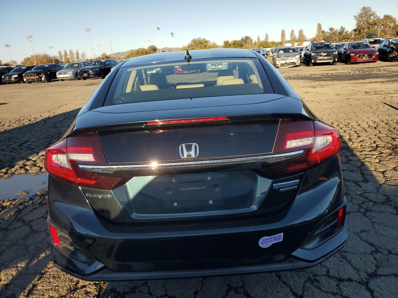 2019 Honda Clarity Touring VIN: JHMZC5F3XKC002271 Lot: 93077345