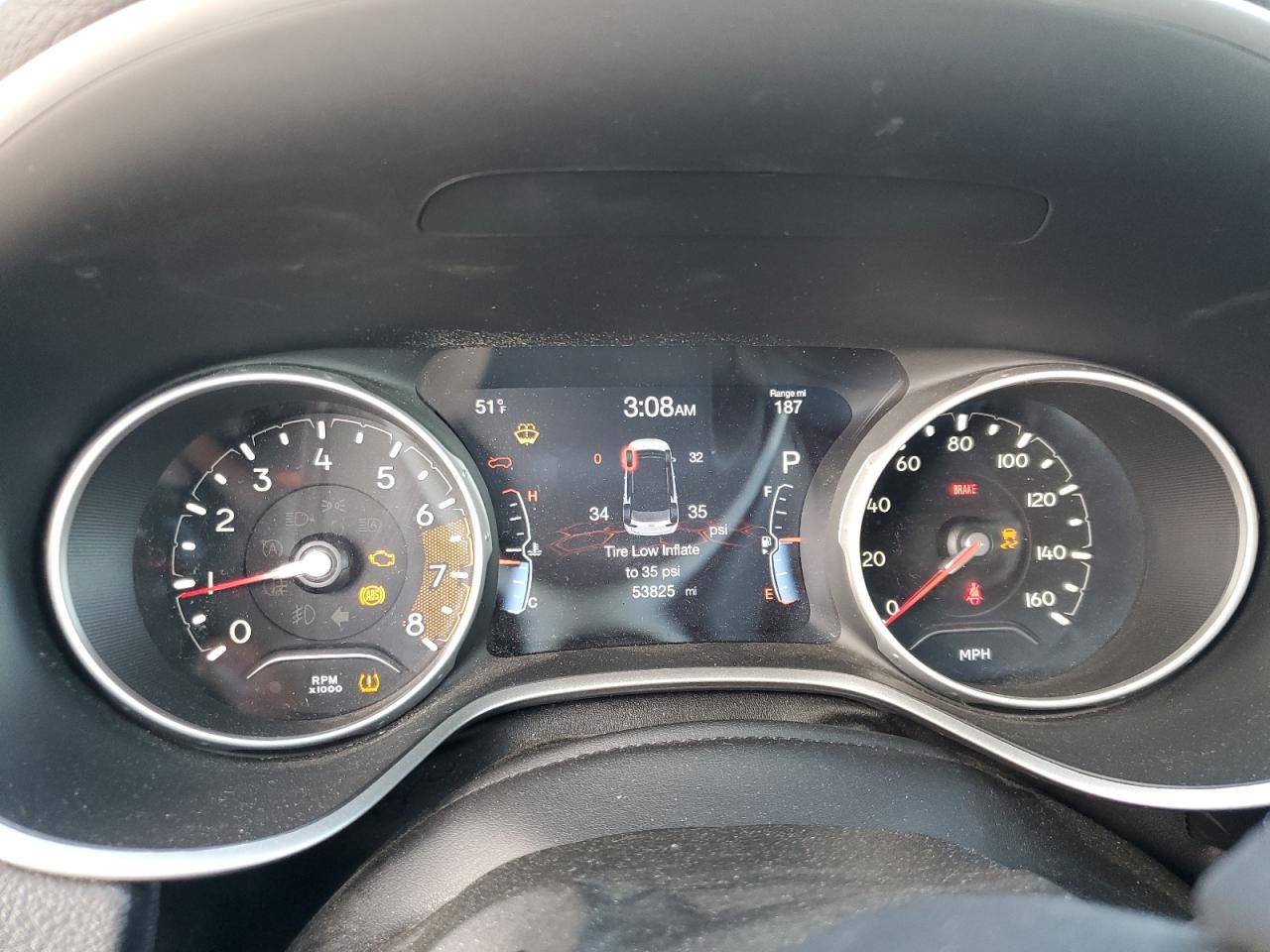 2018 Jeep Compass Latitude VIN: 3C4NJCBB2JT301795 Lot: 91712555