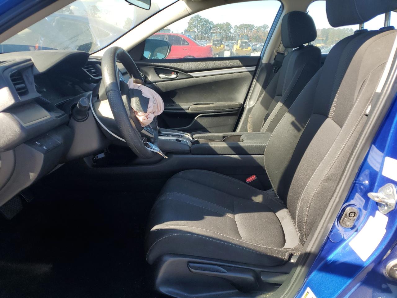 2018 Honda Civic Lx VIN: 2HGFC2F57JH584136 Lot: 92363575