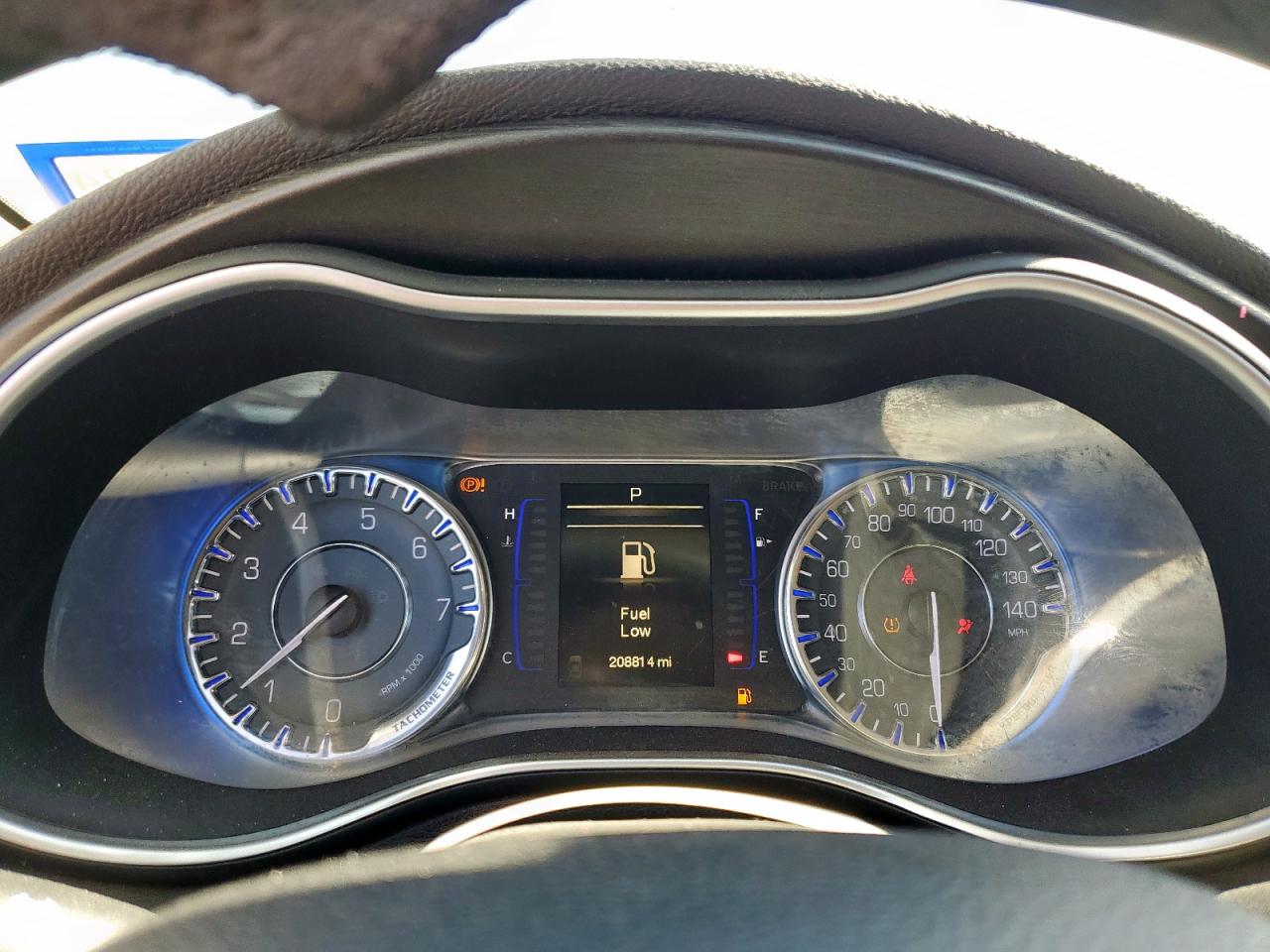 2015 Chrysler 200 Limited VIN: 1C3CCCAB2FN614540 Lot: 91318045