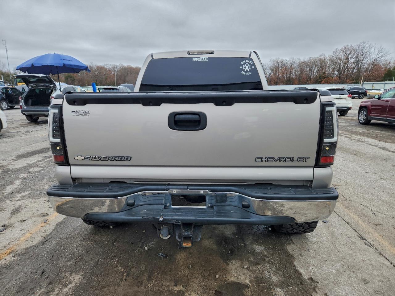 2005 Chevrolet Silverado K1500 VIN: 2GCEK13T551139306 Lot: 93855995
