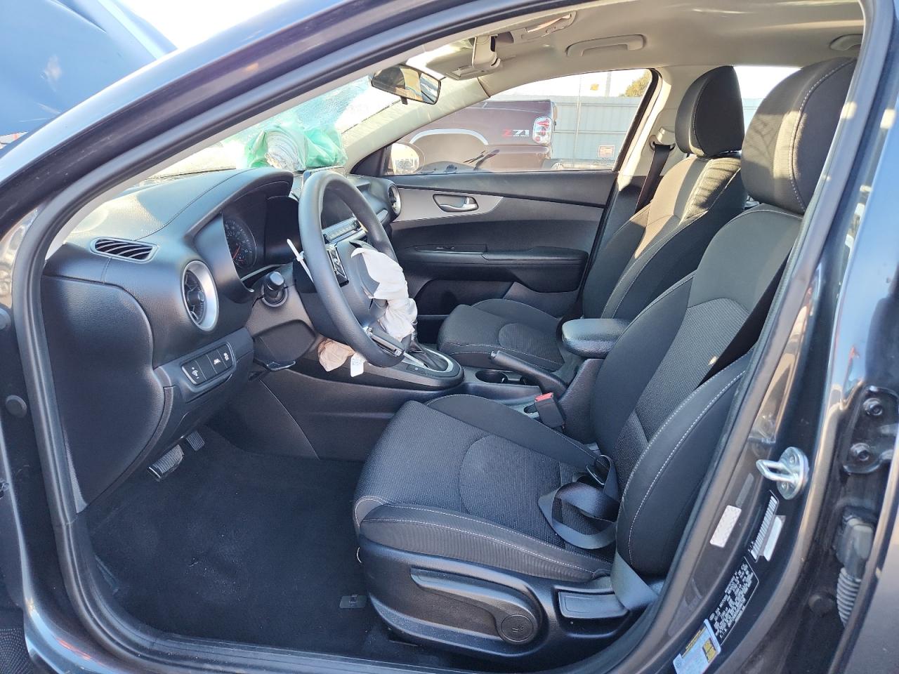 2019 Kia Forte Fe VIN: 3KPF24AD5KE094738 Lot: 92864055