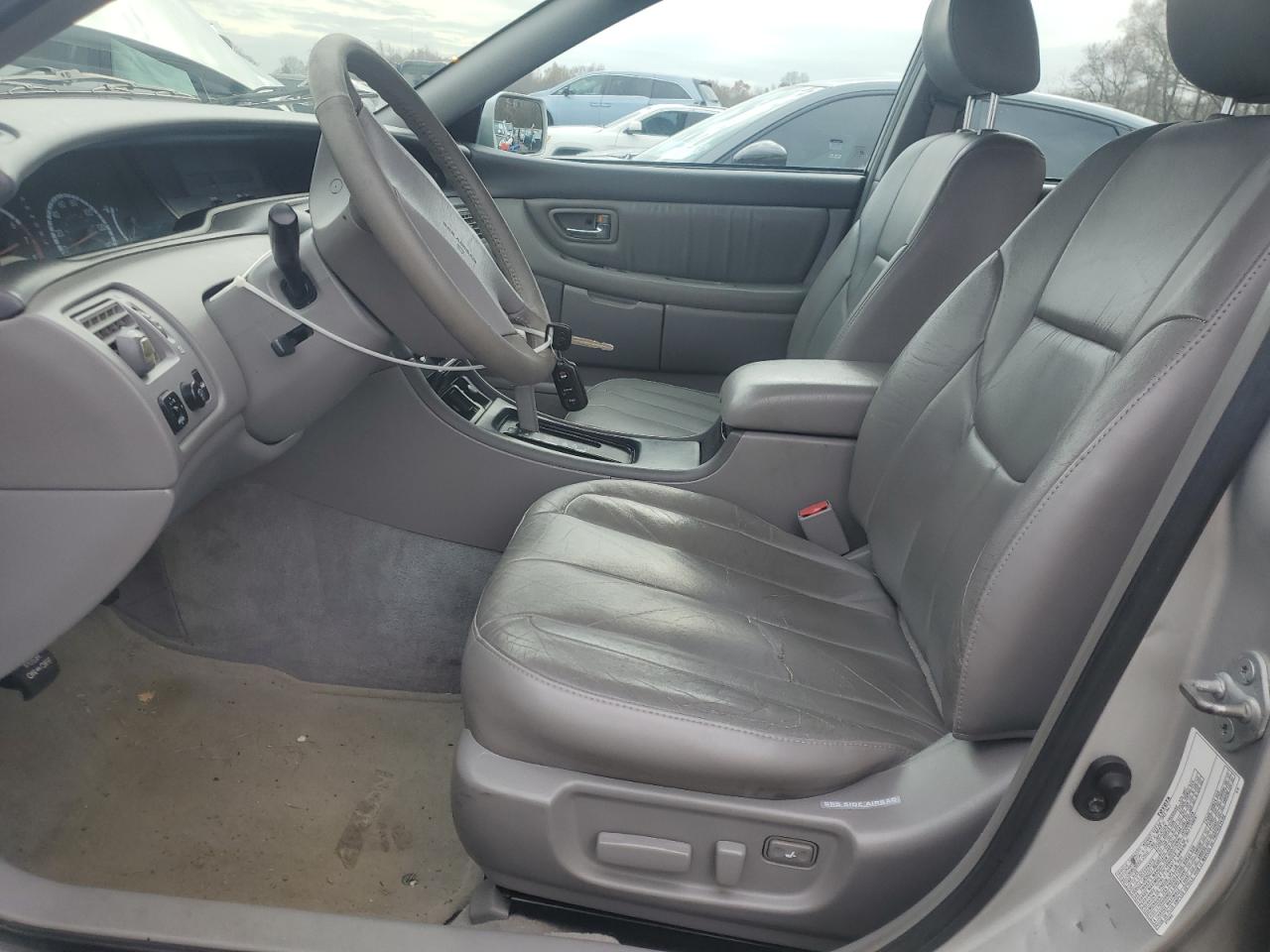 2000 Toyota Avalon Xl VIN: 4T1BF28B1YU083916 Lot: 93847235