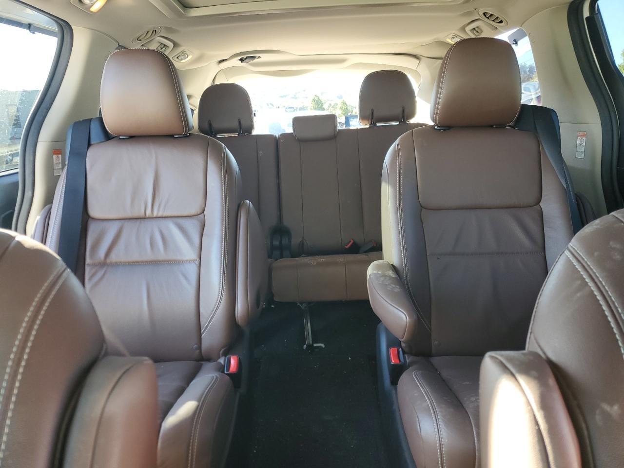 2016 Toyota Sienna Xle VIN: 5TDYK3DC0GS764716 Lot: 91001115