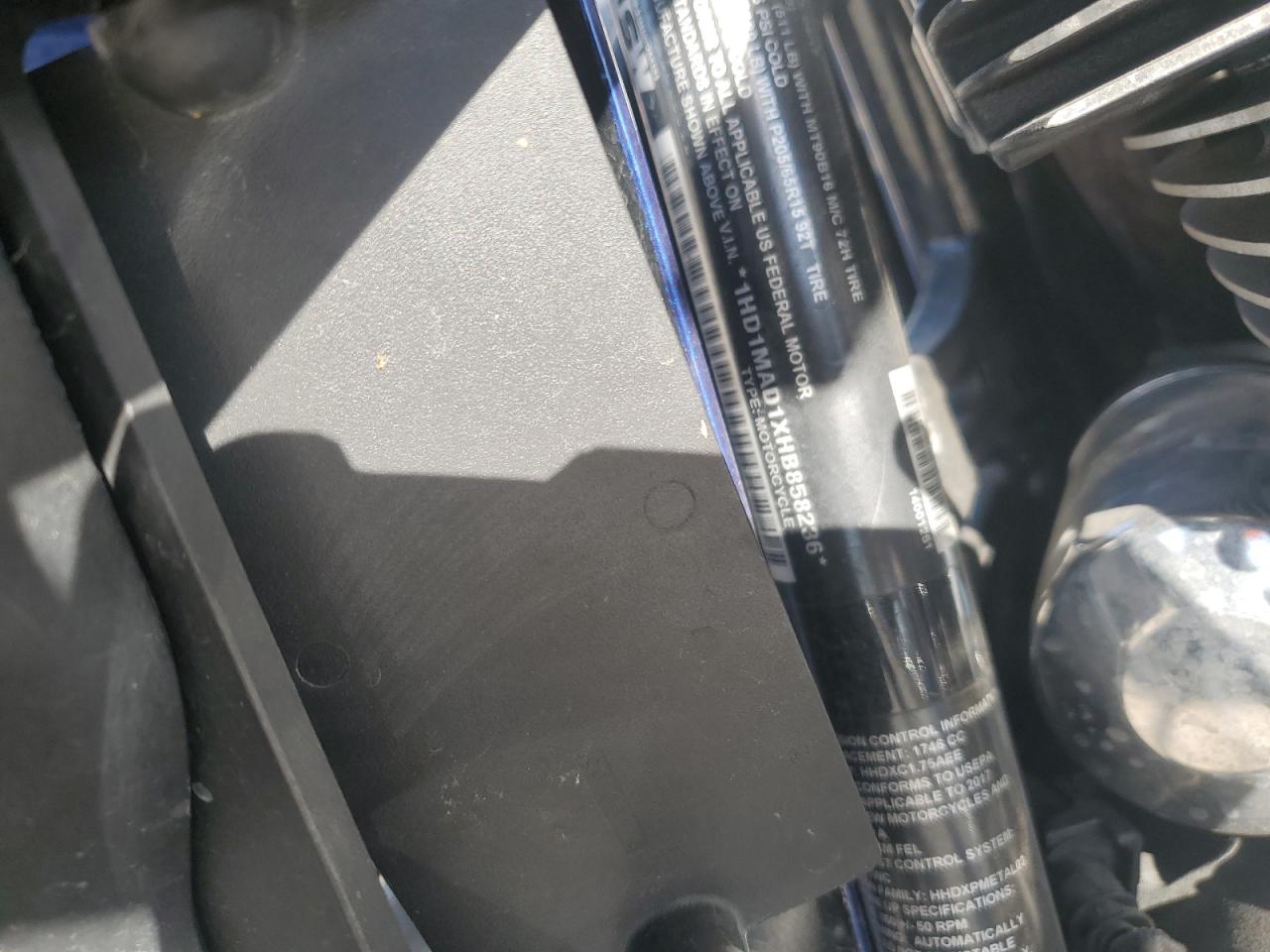 2017 Harley-Davidson Flhtcutg Tri Glide Ultra VIN: 1HD1MAD1XHB858236 Lot: 91224815