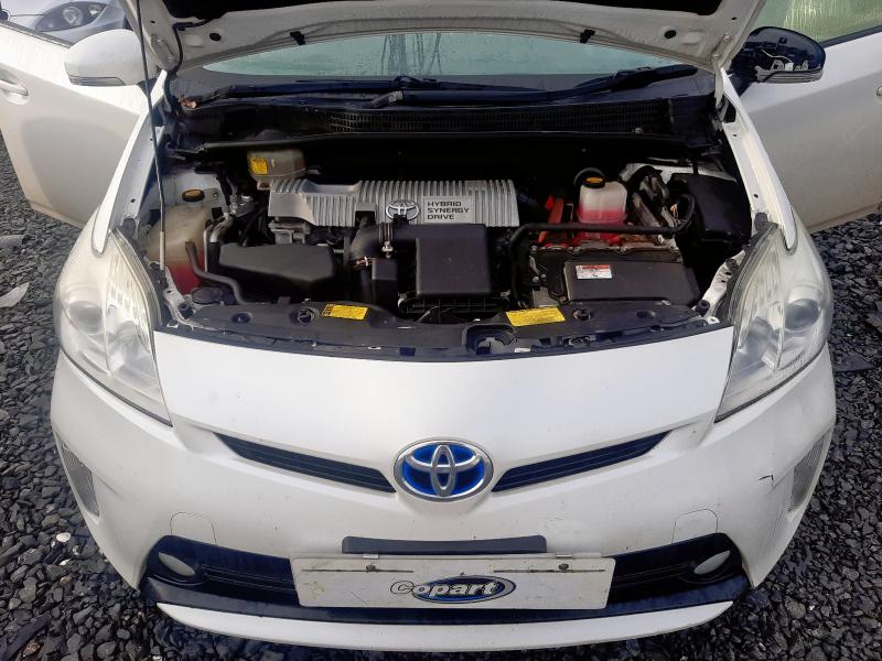 2012 TOYOTA PRIUS HYBRID 