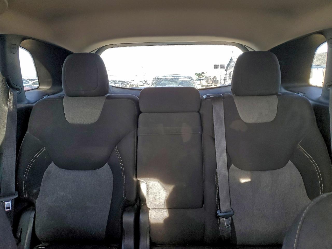 2018 Jeep Cherokee Latitude VIN: 1C4PJMCX0JD587113 Lot: 93853775