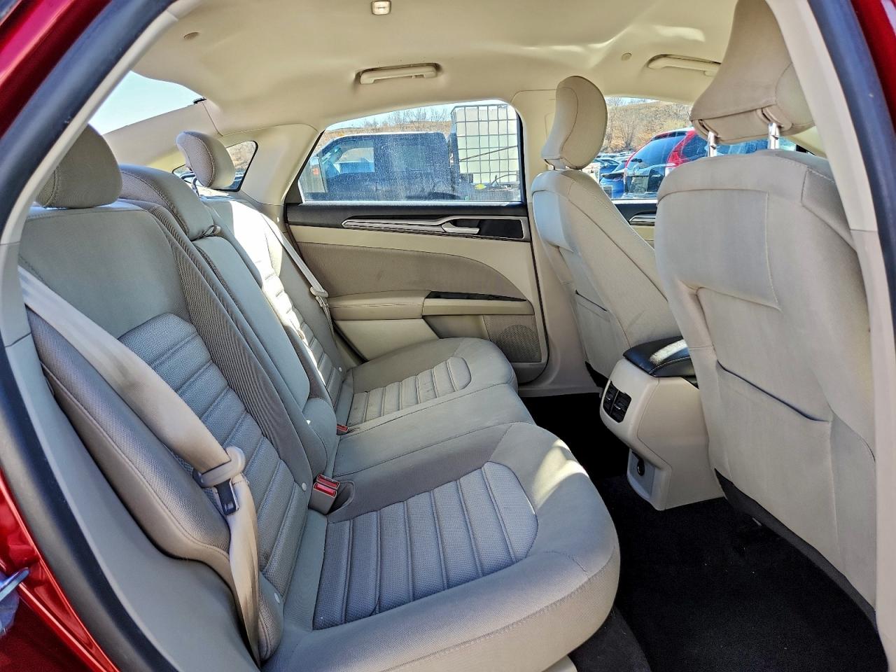 2019 Ford Fusion Se VIN: 3FA6P0LU6KR226458 Lot: 93150775