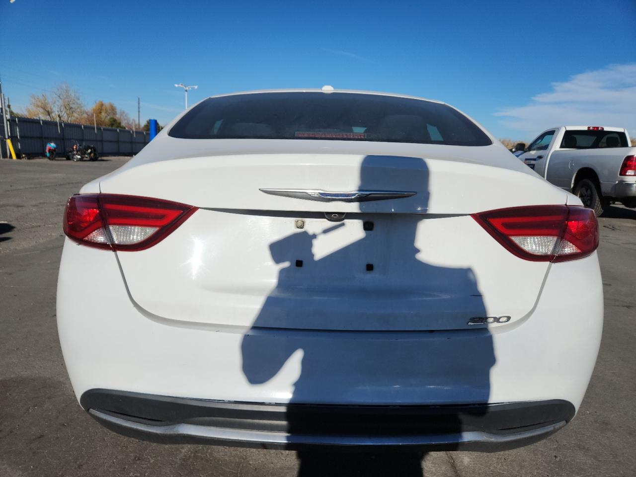 2015 Chrysler 200 Limited VIN: 1C3CCCAB7FN745902 Lot: 90287125