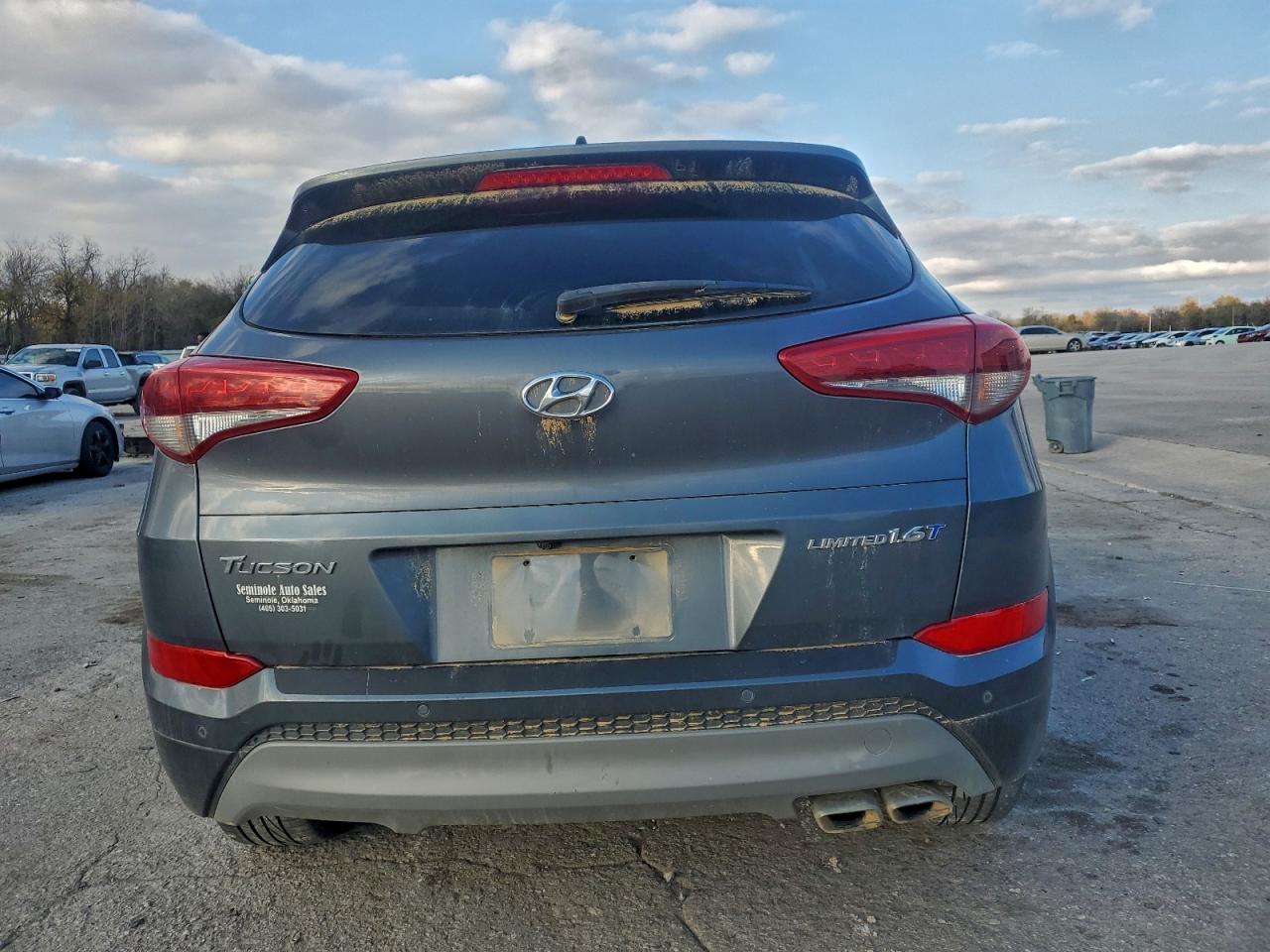 2018 Hyundai Tucson Value VIN: KM8J33A22JU611568 Lot: 93892215