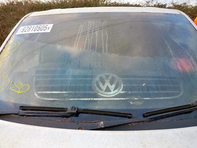 2005 VOLKSWAGEN TRANSPORTE