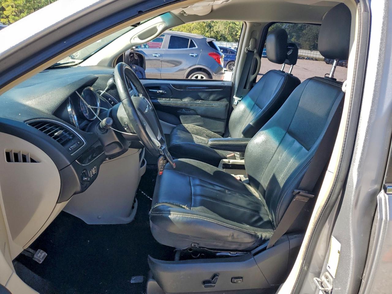 2014 Chrysler Town & Country Touring VIN: 2C4RC1BG9ER131567 Lot: 94355925