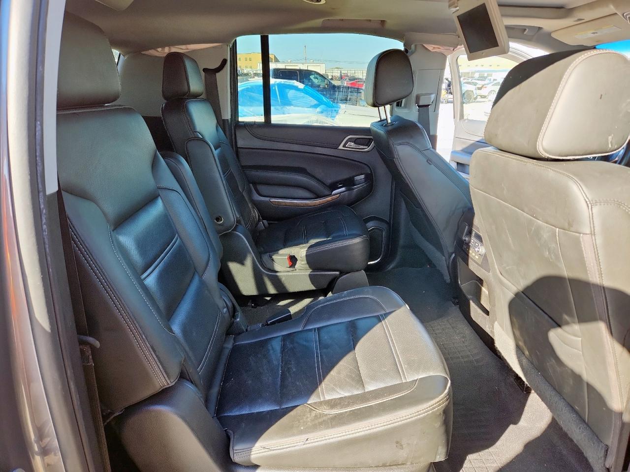 2019 GMC Yukon Xl Denali VIN: 1GKS2HKJ1KR189008 Lot: 92327685