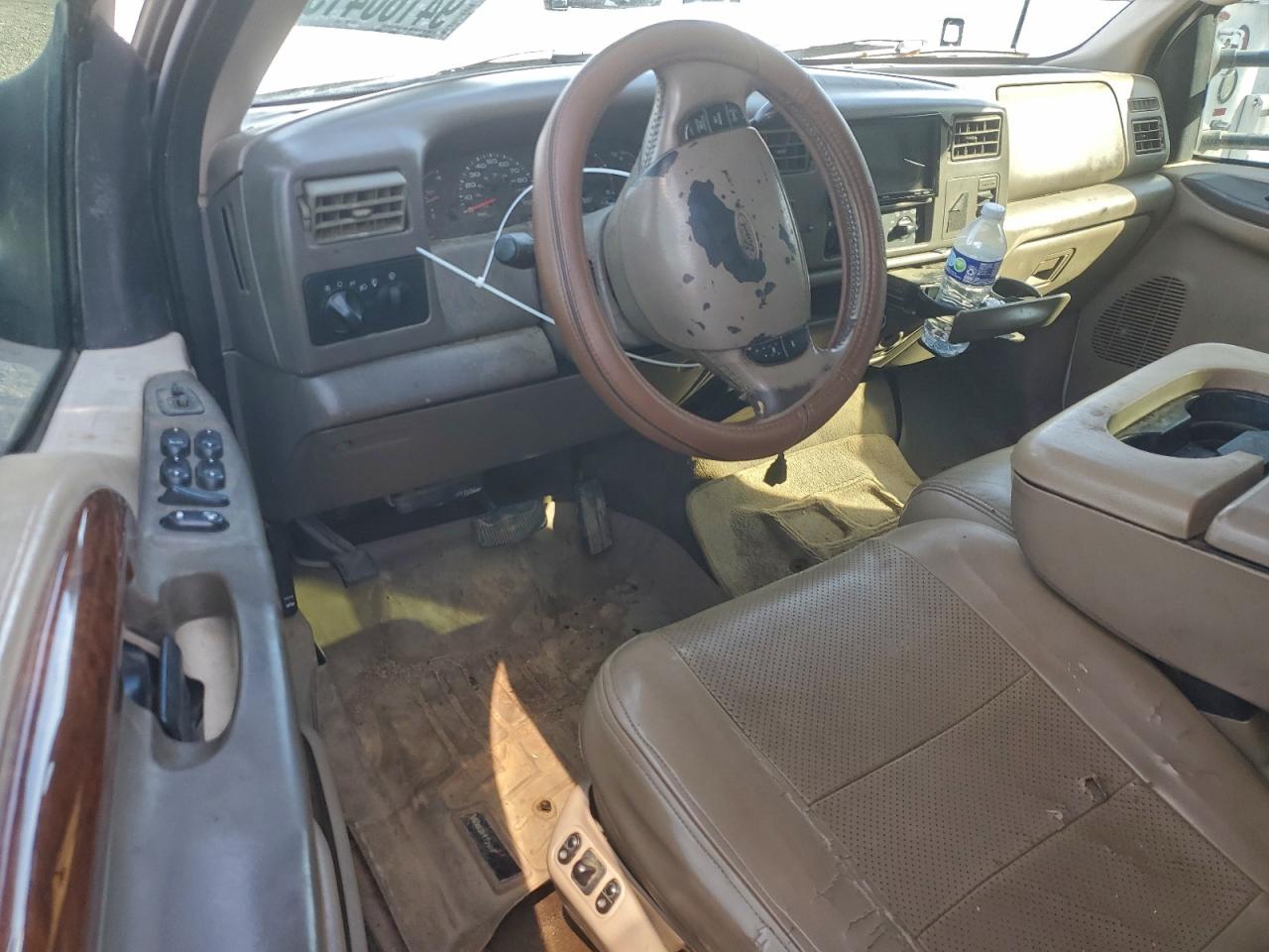 2002 Ford F350 Super Duty VIN: 1FTWW33FX2ED06946 Lot: 94160415