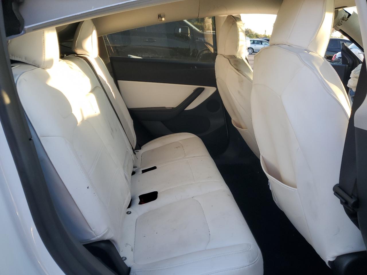 2020 Tesla Model Y VIN: 5YJYGDEE9MF087902 Lot: 91707445