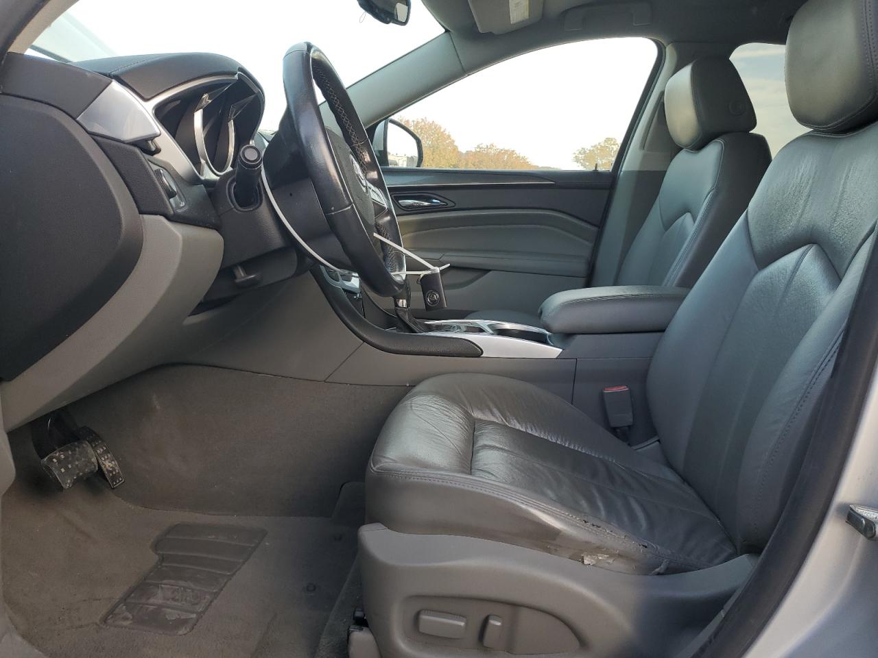 2010 Cadillac Srx VIN: 3GYFNGEY8AS581092 Lot: 92000755