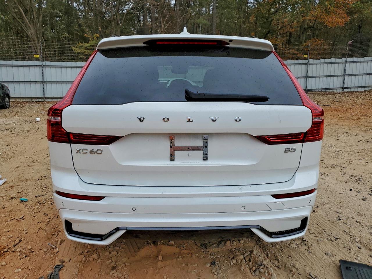 2023 Volvo Xc60 Plus VIN: YV4L12DW1P1300670 Lot: 94249505